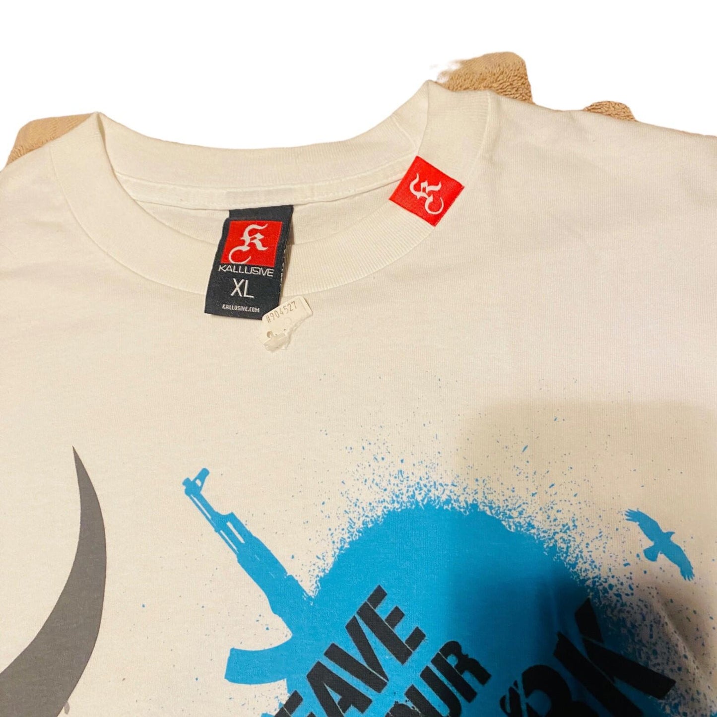 "Kallusive" Rare Men' Hip Hop Art Gun Gold Instruments of Change T-Shirt Size XL