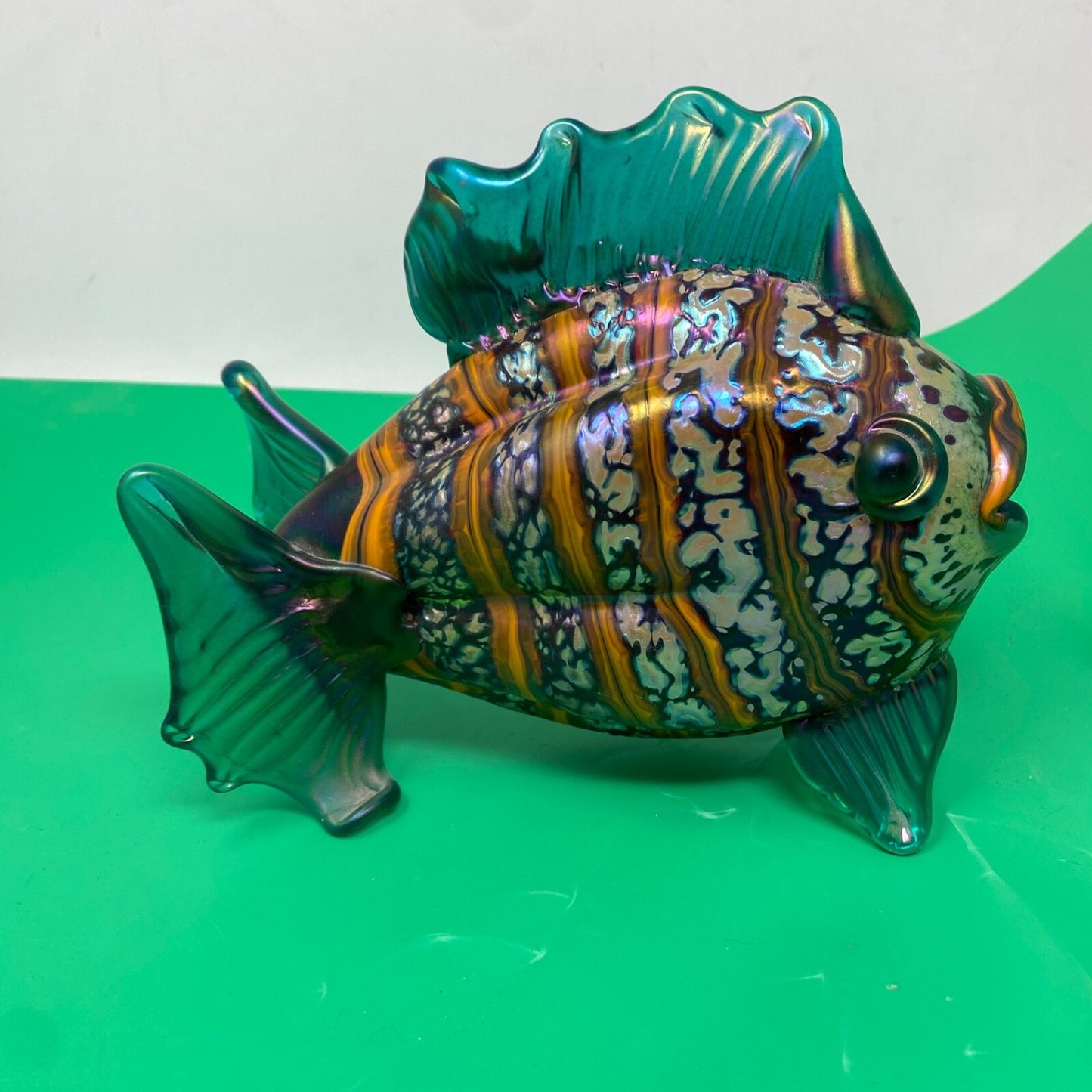 Rick Hunter Art Glass Tropical Fish Sculpture Iridescent Striped Hand Blown 8"
