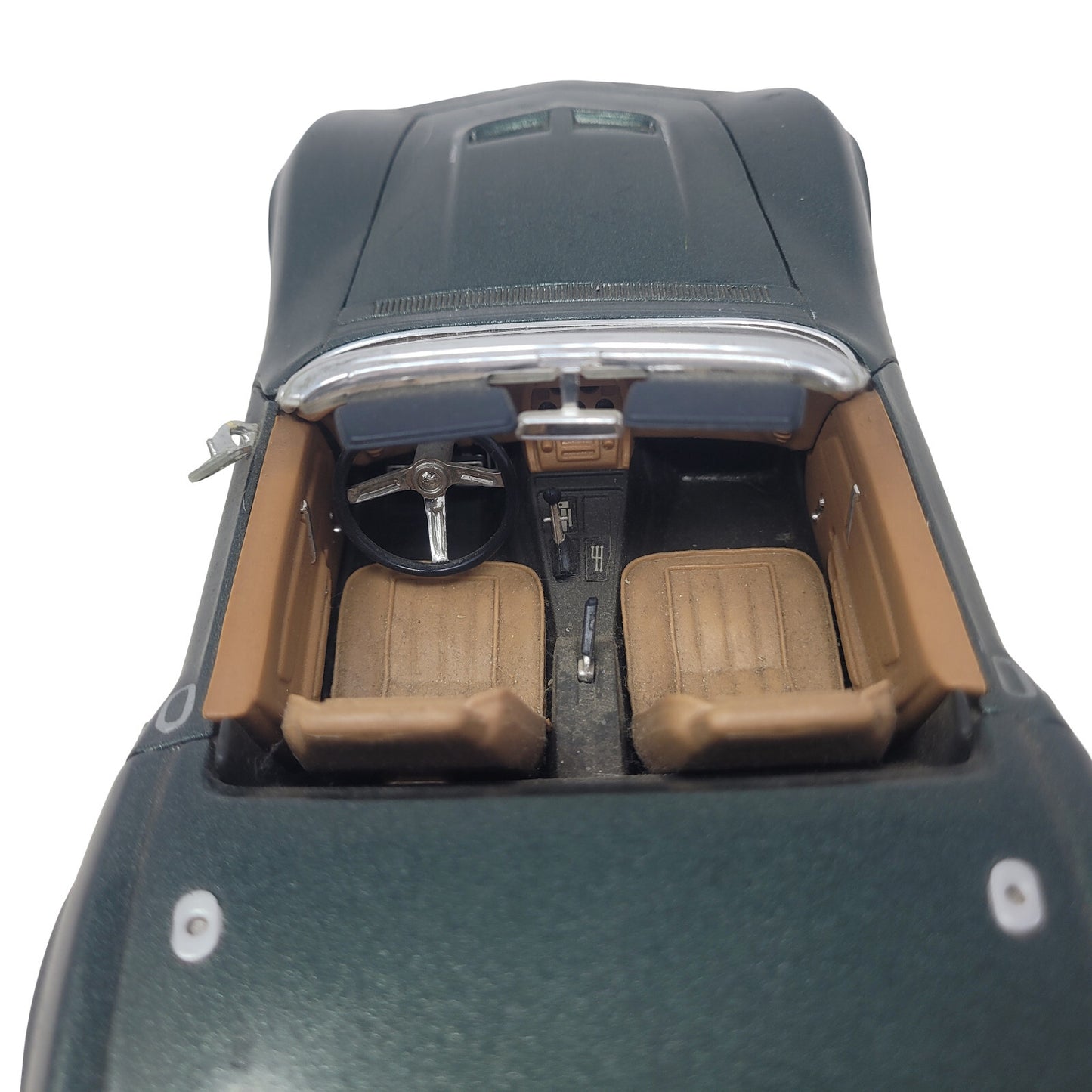 Revell 1969 Chevrolet Corvette Stingray Convertible 1/18 Diecast L89 427 Green - Panic 39