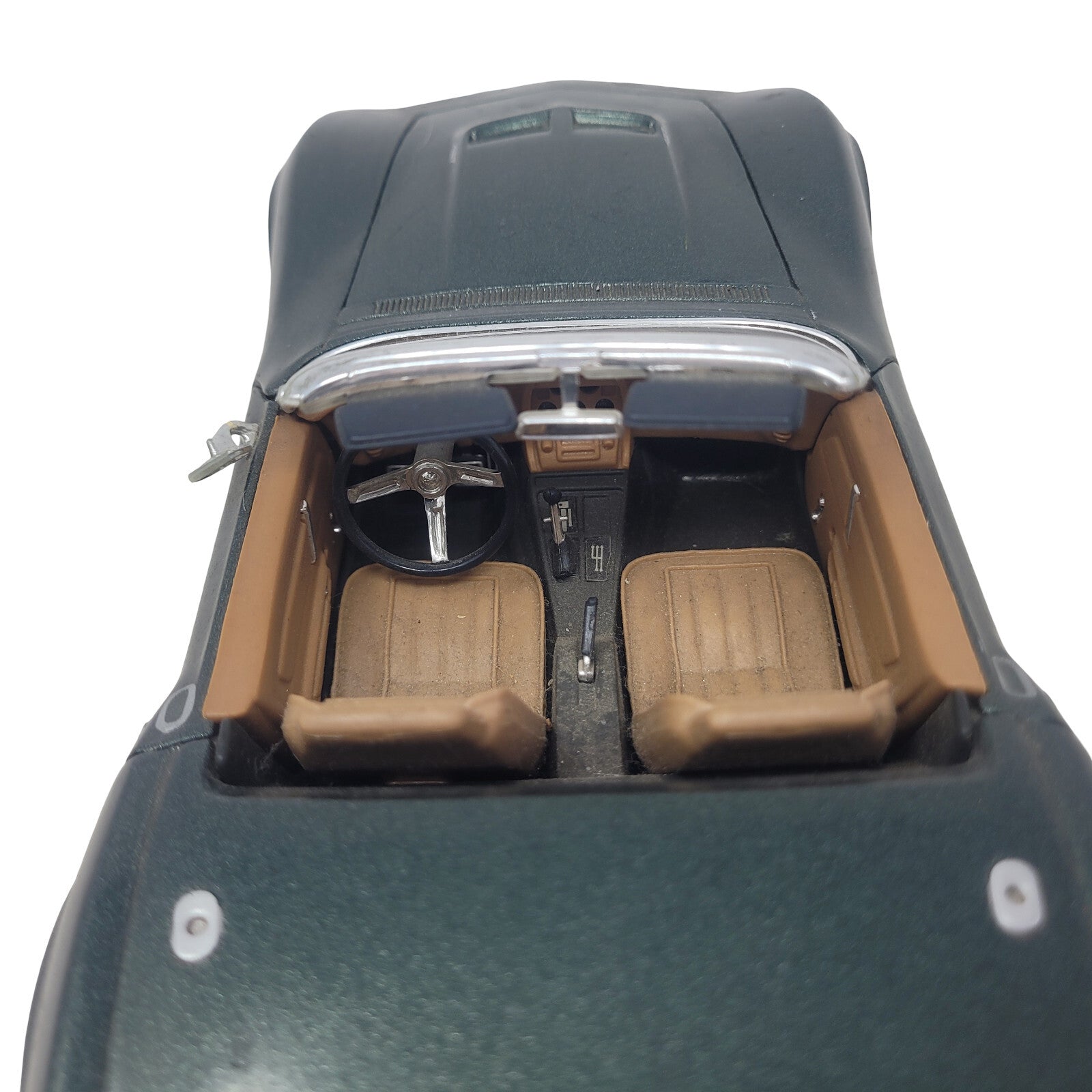 Revell 1969 Chevrolet Corvette Stingray Convertible 1/18 Diecast L89 427 Green - Panic 39