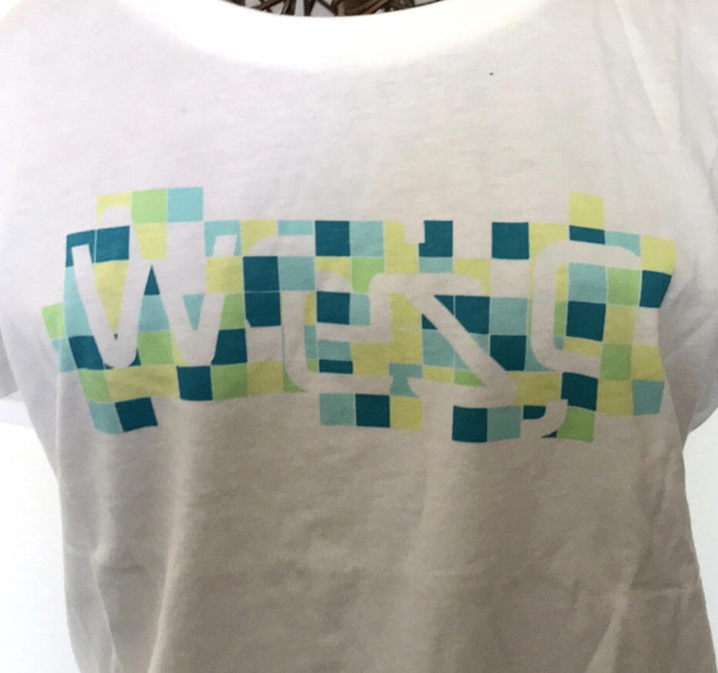 WeSc Womens puzzle style letter print White M T-shirt Streetwear Hip Hop Vintage - Panic 39