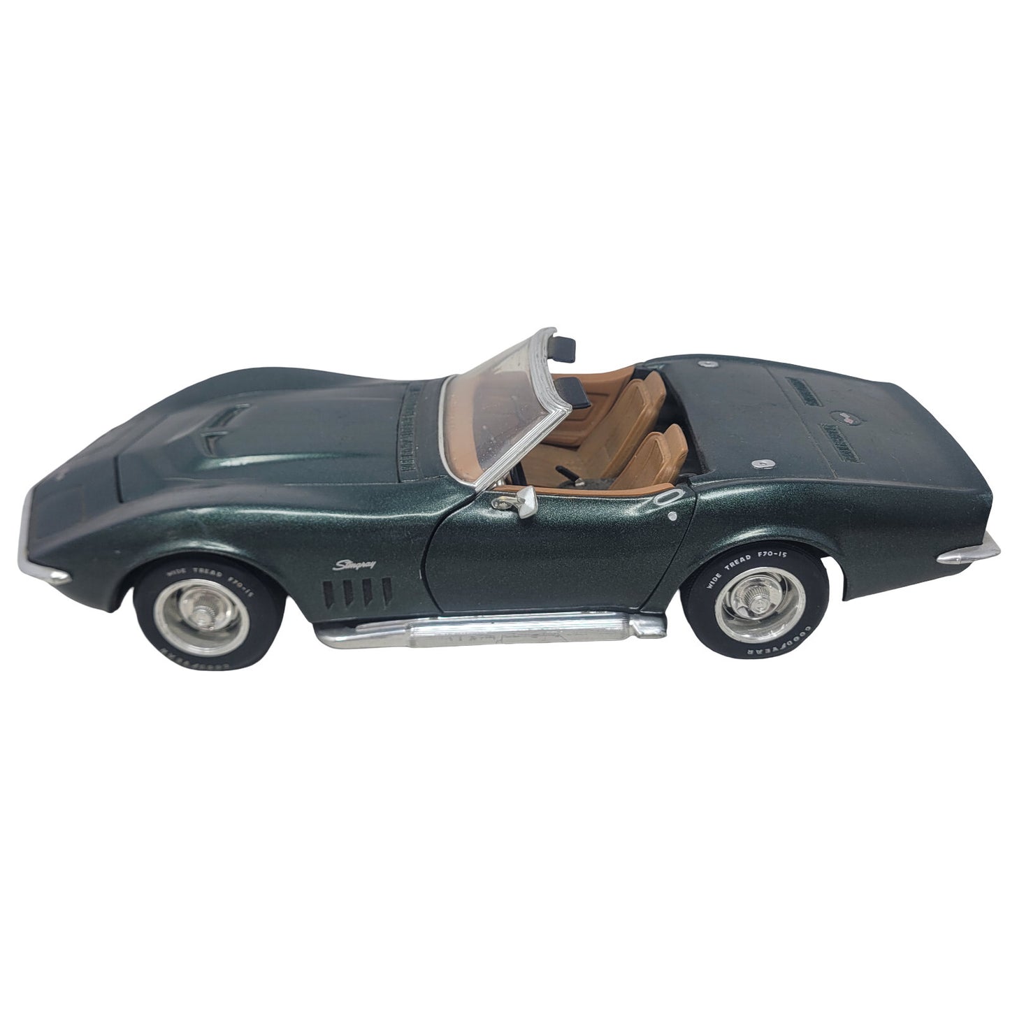 Revell 1969 Chevrolet Corvette Stingray Convertible 1/18 Diecast L89 427 Green - Panic 39