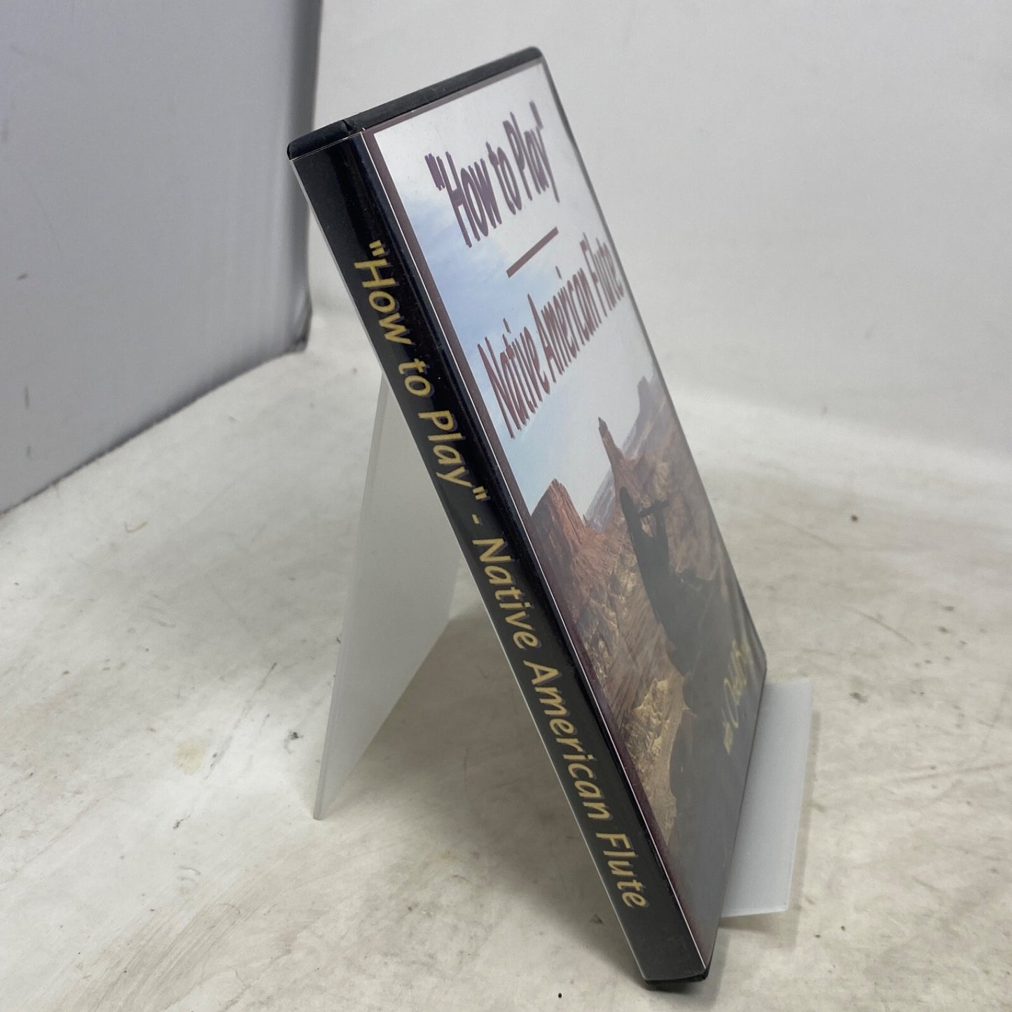 Native American Flute "How to Play" (DVD & Booklet, with Odell Borg) - Panic 39
