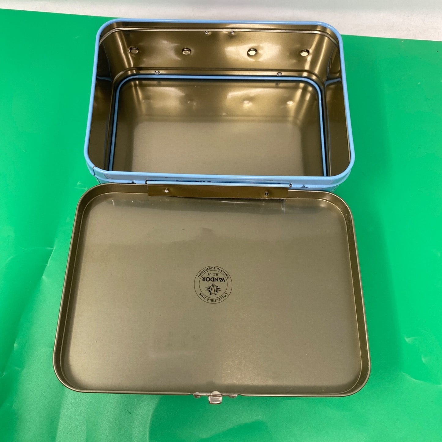 Rocky & Bullwinkle Mr. Know-It-All Metal Tin Box w/ Handle