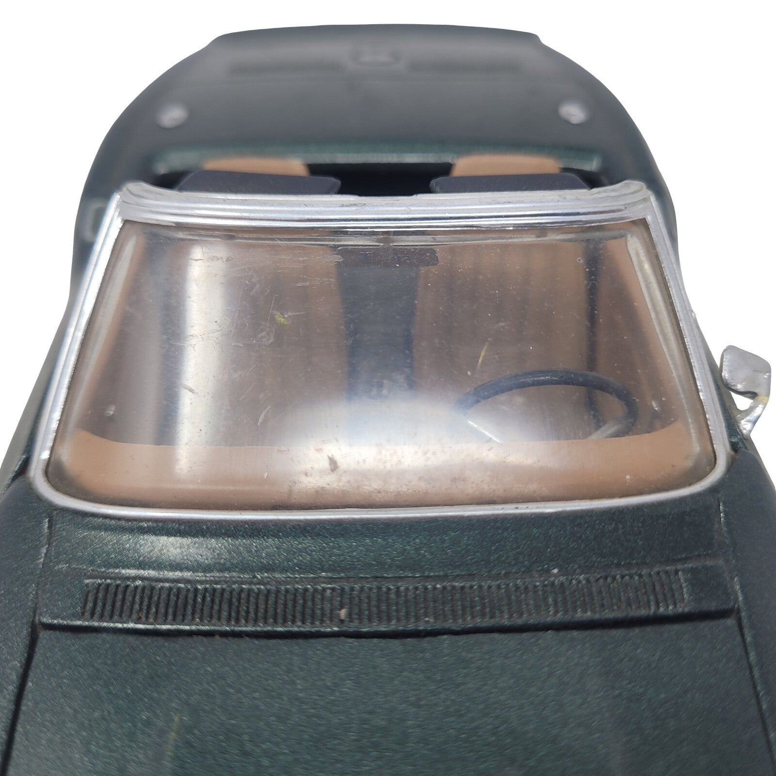 Revell 1969 Chevrolet Corvette Stingray Convertible 1/18 Diecast L89 427 Green - Panic 39