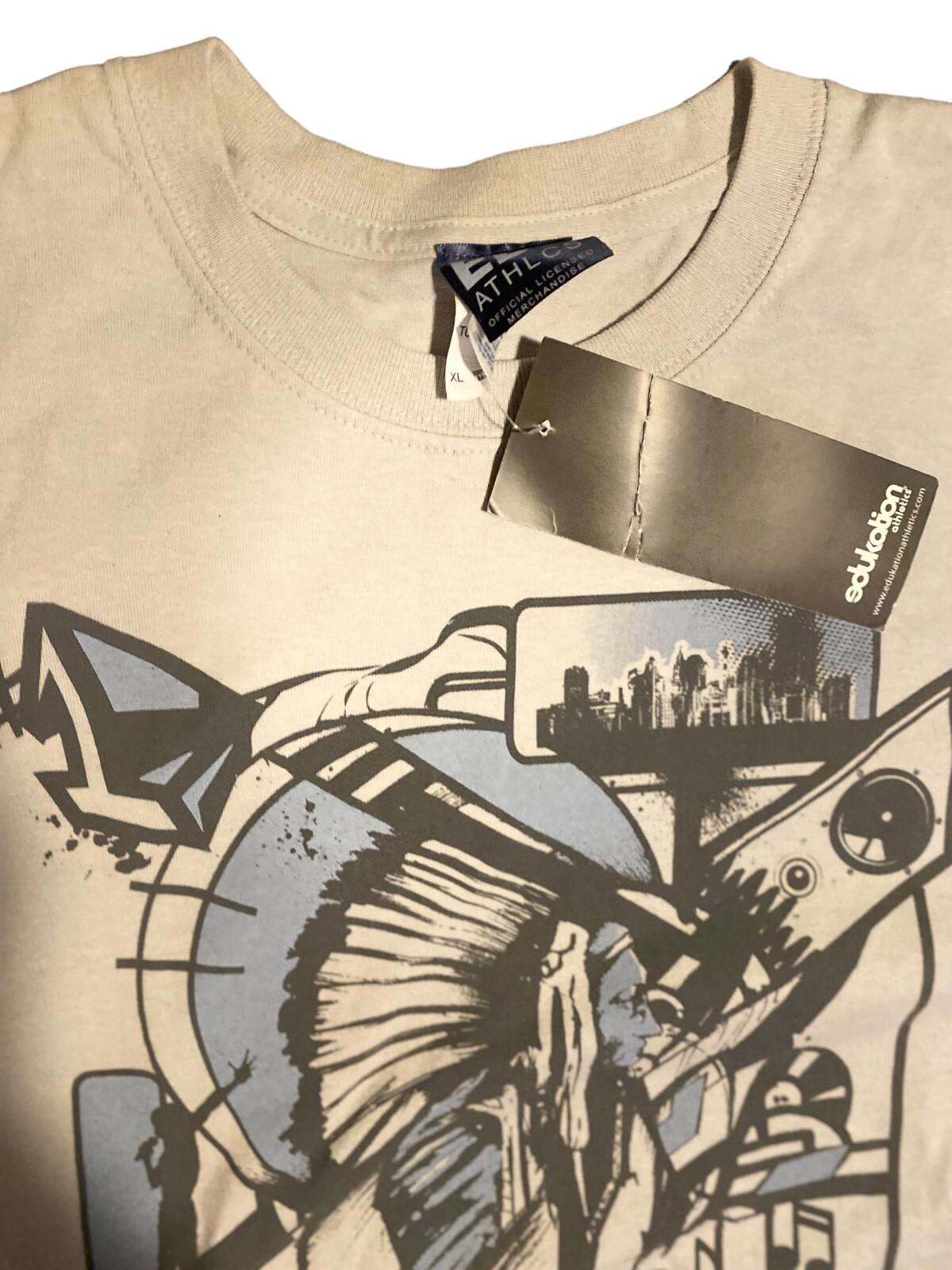 edukation athletics Men's T-shirt Size XL Light grey Hip Hop Streetwear Vintage - Panic 39